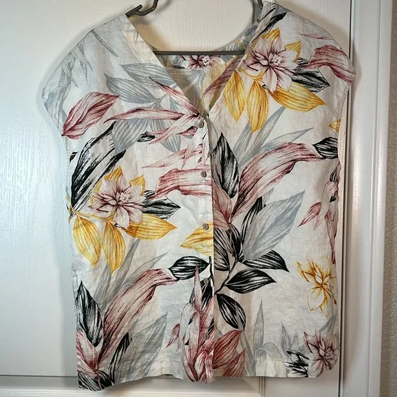 Women's C&C California Floral Leaves Boxy Linen Sleeveless Blouse Size Large EUC - Picture 5 of 9